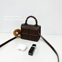 Шоколадный маленький милый мобильный телефон