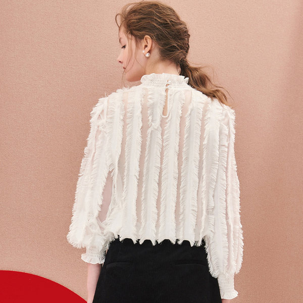 亦谷 YIGUE 18年春款 木耳边立领羽绒纱蕾丝衬衫 天猫优惠券折后￥189包邮（￥219-30）