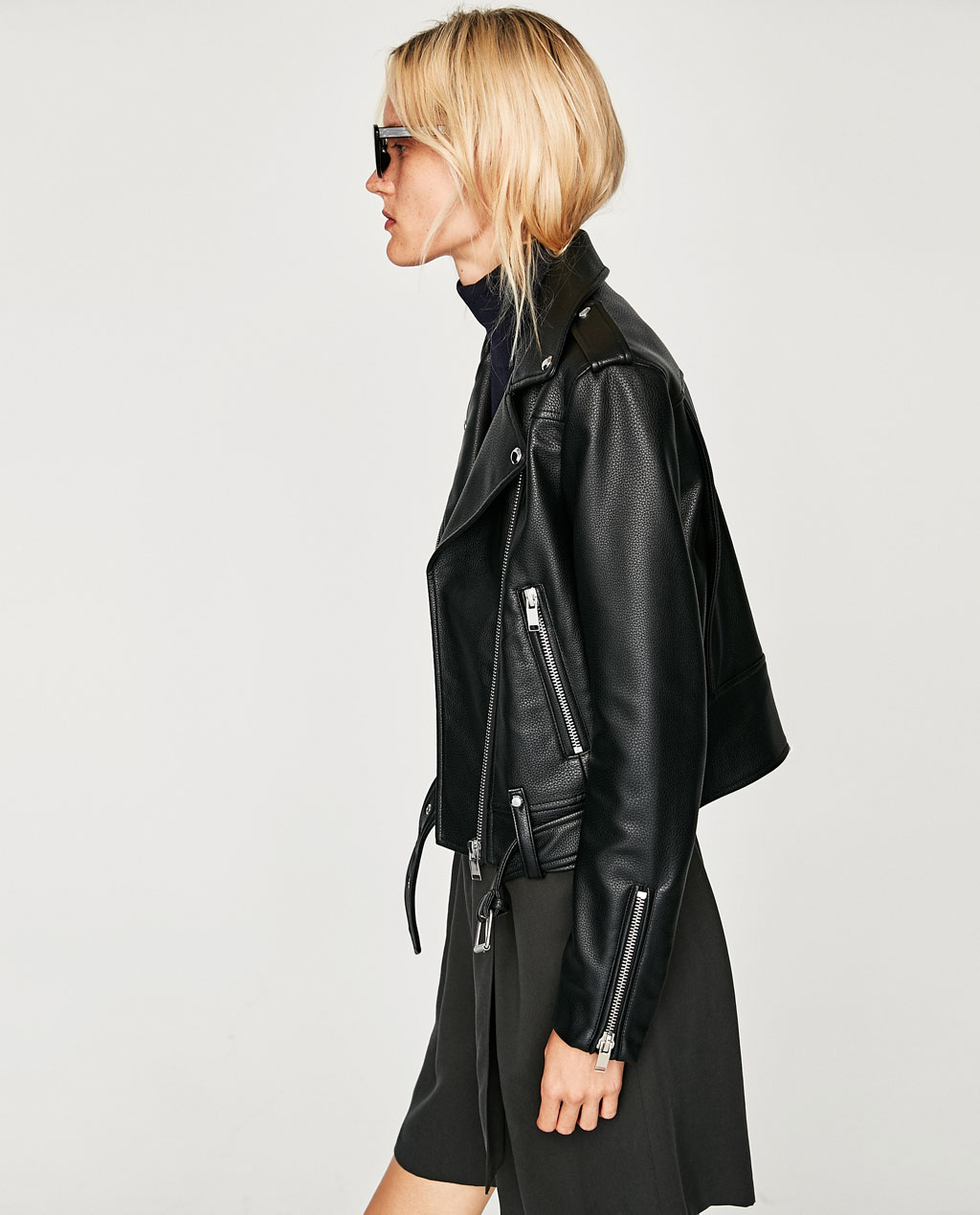 Áo khoác da của phụ nữ coat xe máy quần áo jacket ngắn pu giả da mùa xuân và mùa thu sinh viên đen Châu Âu và Mỹ Fengzhou trạm Slim mỏng triều áo da nhung tuyết