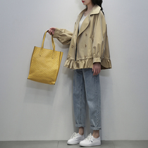 Thin-style short style windsuit woman 2022 fall new Korean version double-row button 100 lap casual display slim lotus leaf side short coat