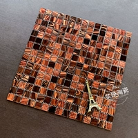 Черная и фиолетовая линия