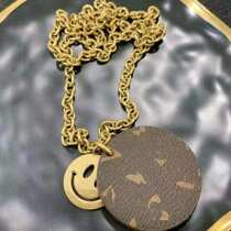 2020 new European genuine smiley face trend fashion boutique necklace female 12 23
