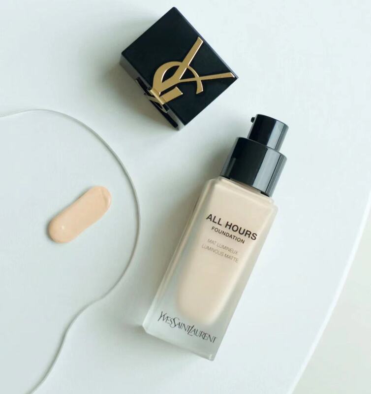All-Day Long-Lasting Makeup ~ YSL New Embossed Long-Lasting Liquid Foundation All Hours Lc1 Ln1