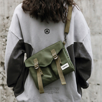 Fashion trend tooling bag shoulder bag female Tide brand Korean hip hop student leisure shoulder Harajuku diagonal small bag men