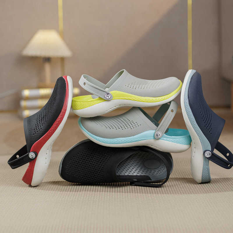 Second-Generation Crocs Clogs for Men, Non-Slip, Breathable, Odor-Resistant Slippers, Large Size Beach Shoes, New Style Couple Slippers for Women
