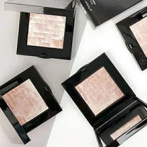 Not picking up the fat Bobbi Brown Barbie Brown Five floral meats highlight PINK GLOW fix pan 8g