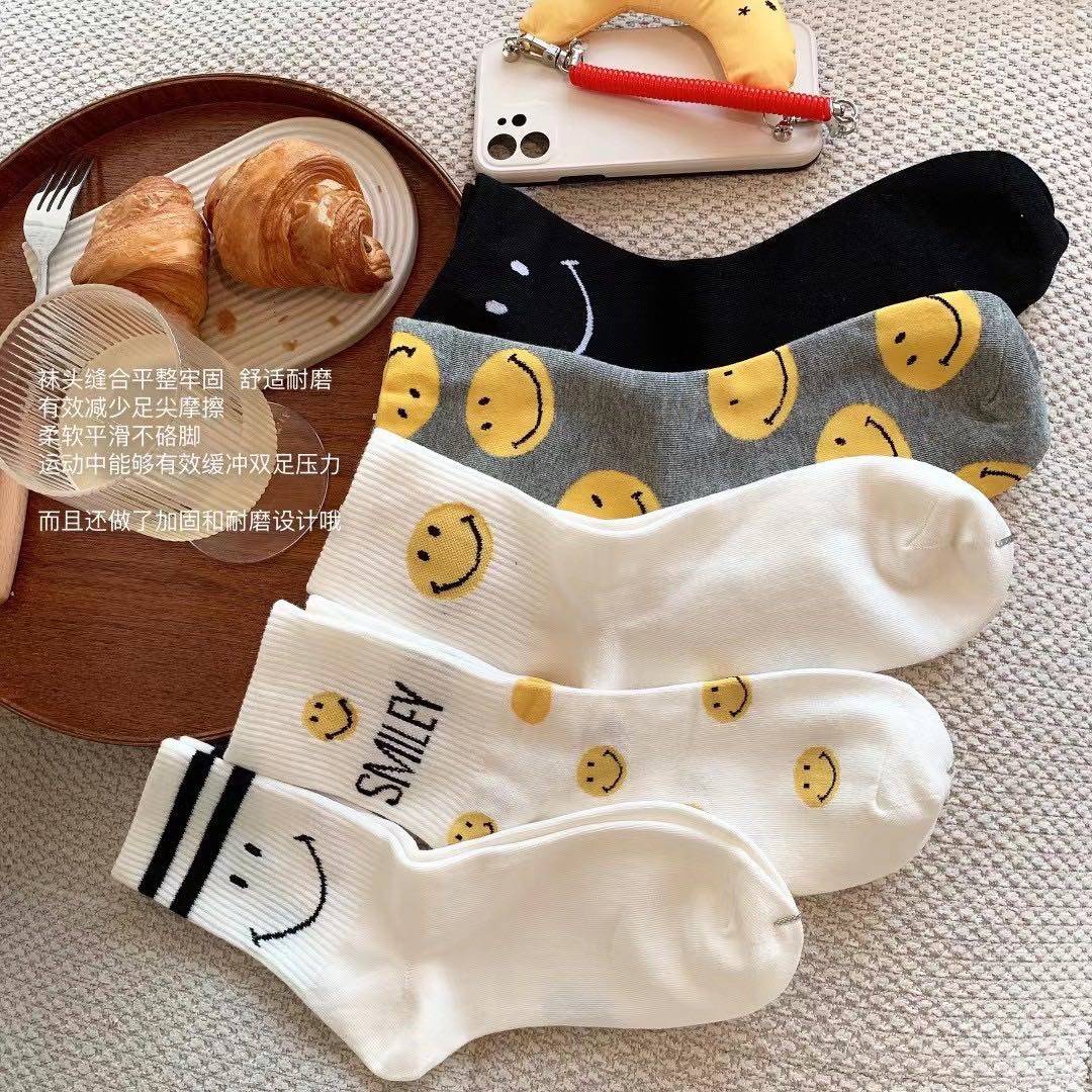 ISKU joint smiling face socks women's spring and autumn mid-tube socks stockings ins tide sports comfortable socks 5 pairs official