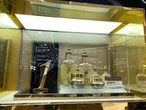 vivian spot whoo post weather danhua Sleeve Box Water Milk Face Cream Three Sets