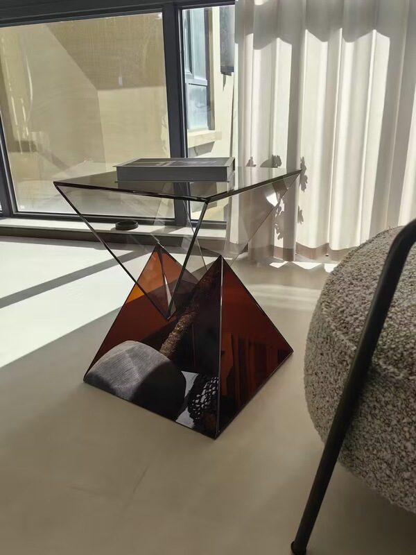 B&B Sofa Side Table, Living Room Transparent Geometric Coffee Table, Small Apartment Simple Bedside Table, Designer Triangular Corner Table