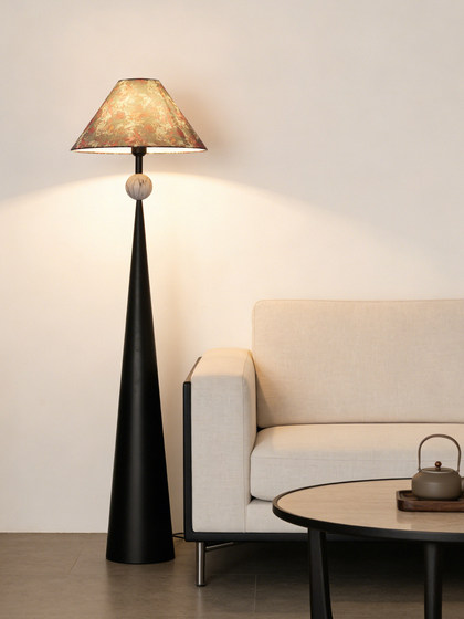 High-End Living Room Floor Lamp 2026 New Model Sofa Side Decoration Japanese Retro Design Bedroom Standing Table Lamp