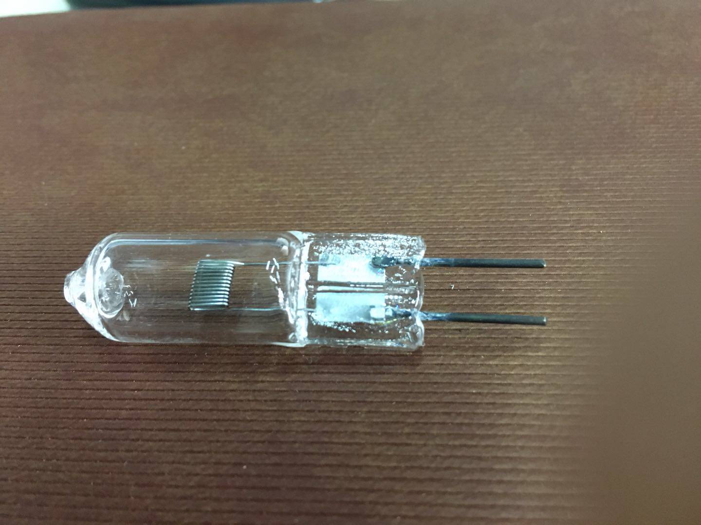 Changjiang 24V250W light bulb single-ended halogen tungsten wire fine-angle light bulb GY6 35 special offer