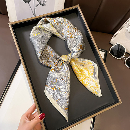 2025 Spring and Autumn New Style 70cm Small Square Scarf for Women with Butterfly Print, Imitation Silk Scarf, Fashionable Professional Shirt Collar Scarf Trend