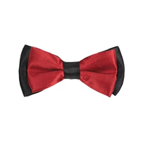 Чернокожий галстук с красной лапшой