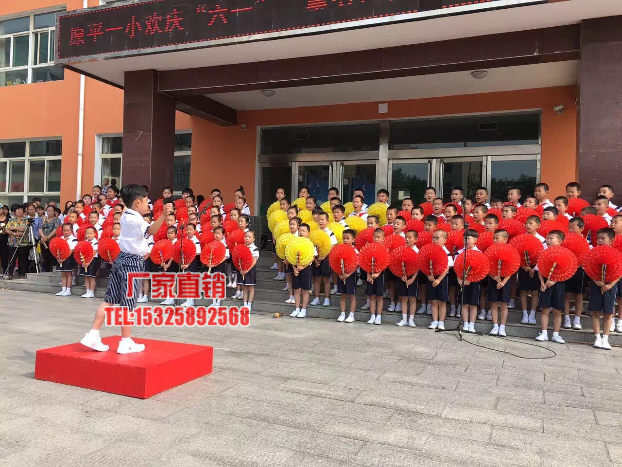 Manufacturers impulse hand turn flowers large-scale group gymnastics games admission opening ceremony chorus performance dance fan props