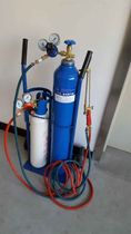 Welding and cutting equipment for aerial work Welding and cutting torch for fire Small oxygen cylinder Small acetylene bottle
