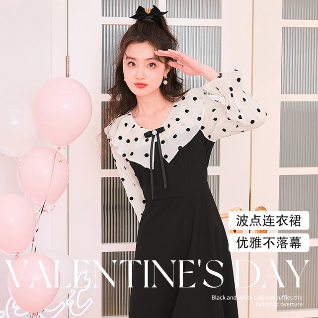 Xiangying 2023 new autumn clothing fake two-piece skirt polka dot stitching high-end Hepburn style French black dress