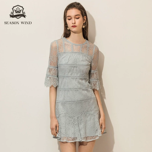 季候风 Кружевной короткий мегафон, платье с рукавами, облегающий крой