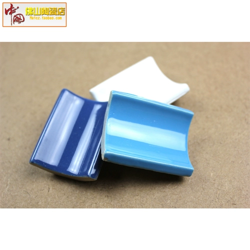 Бассейн с аксессуарами, мозаика