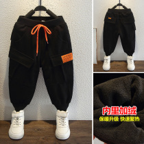 Boys sports pants plus velvet thickened 2021 new childrens autumn winter clothes pants small childrens baby fashion Korean tide