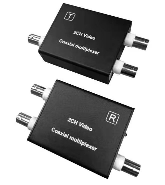 Two-way film composers demultiplexers analog analog camera multiplexers