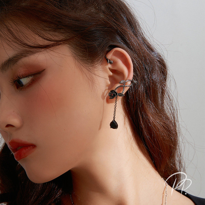 PP Ornament Original Law Style Black Jewel Earbone Clip Woman Little Crowddesign Feel Earrings Rose Without Ear