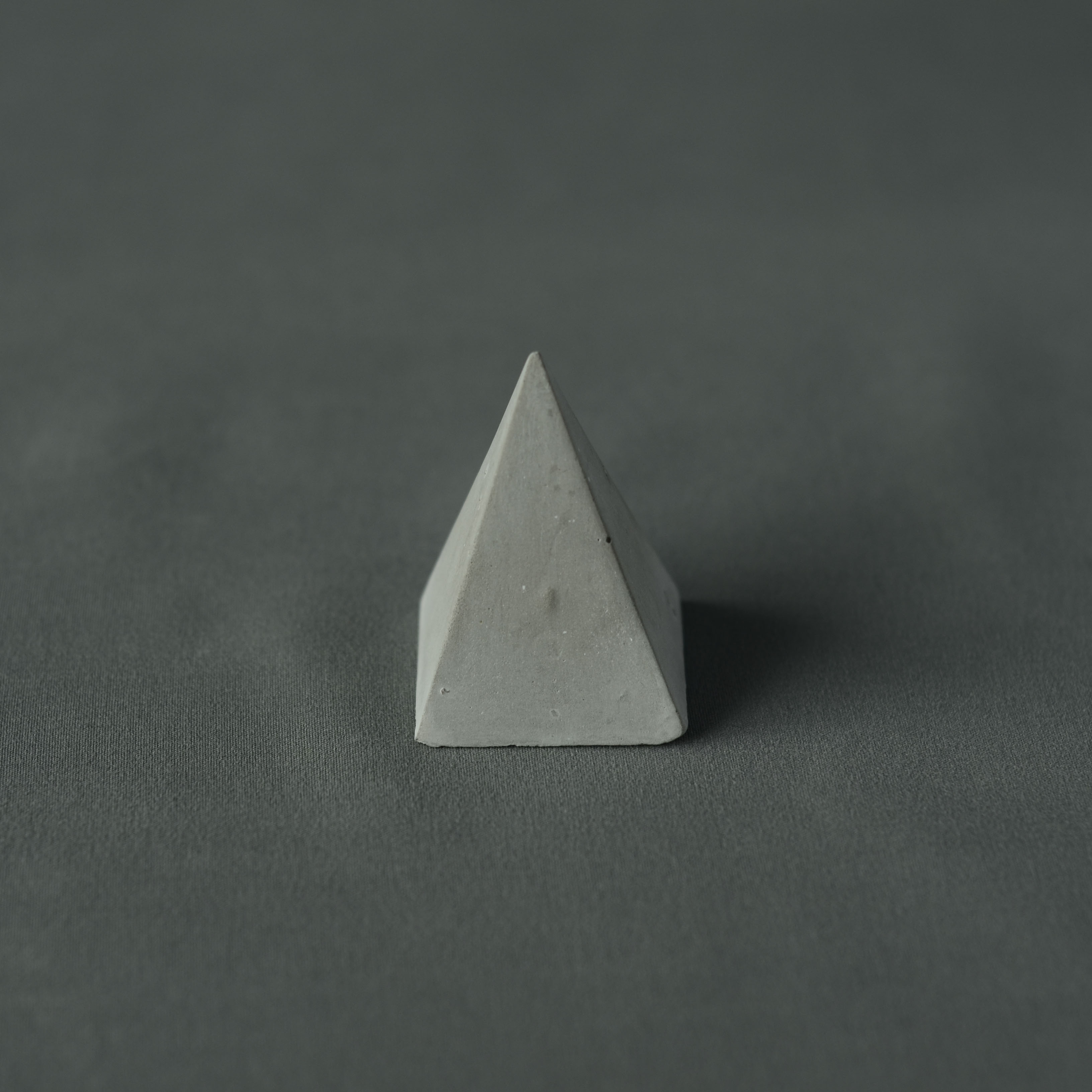 Nordic style square cone cement ring home decoration