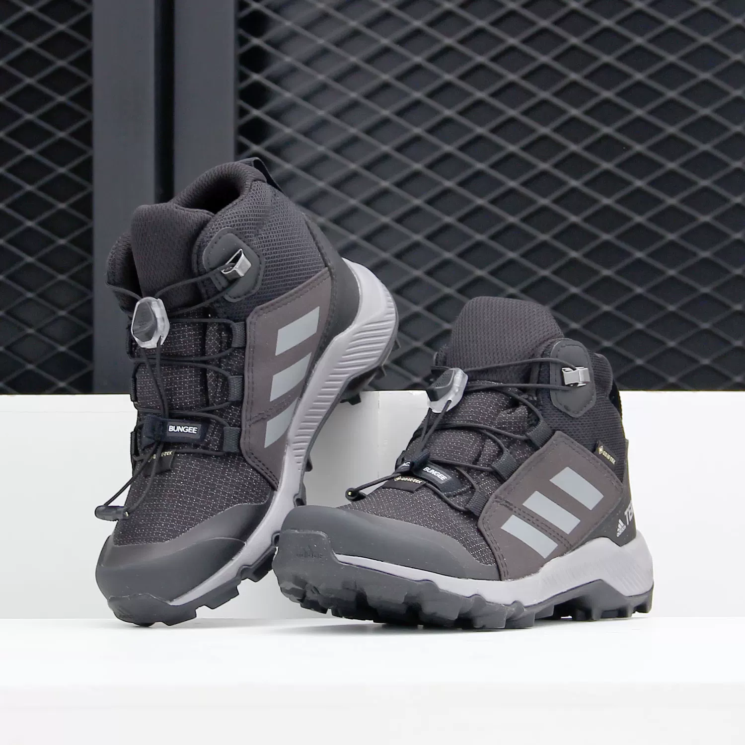 Кроссовки/Оригинальные Terrex Adidas большой мальчик походы альпинизм уличная обувь снег снег ботинок EF0225