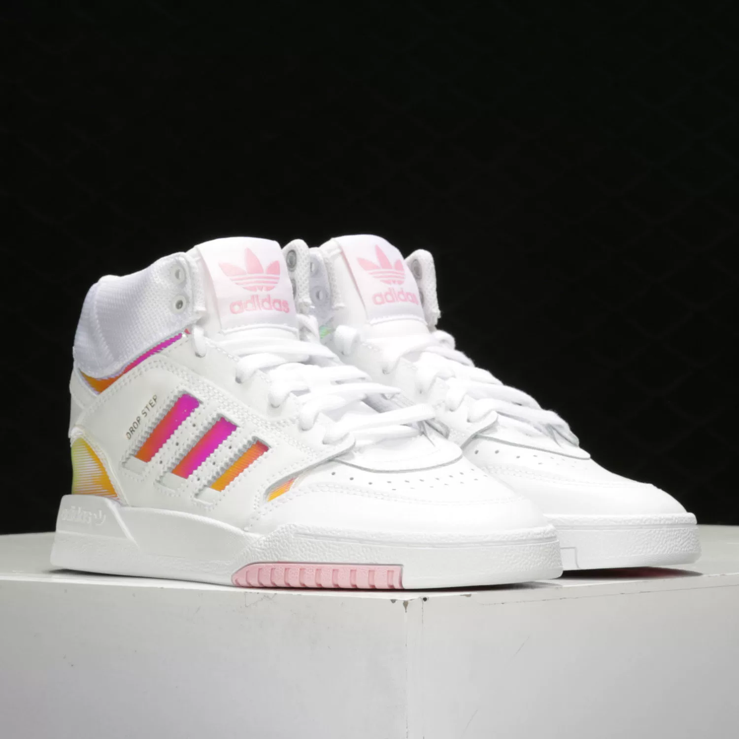 Кроссовки высокие мужские и женские Adidas Authentic season clover новые повседневные кроссовки EG3634