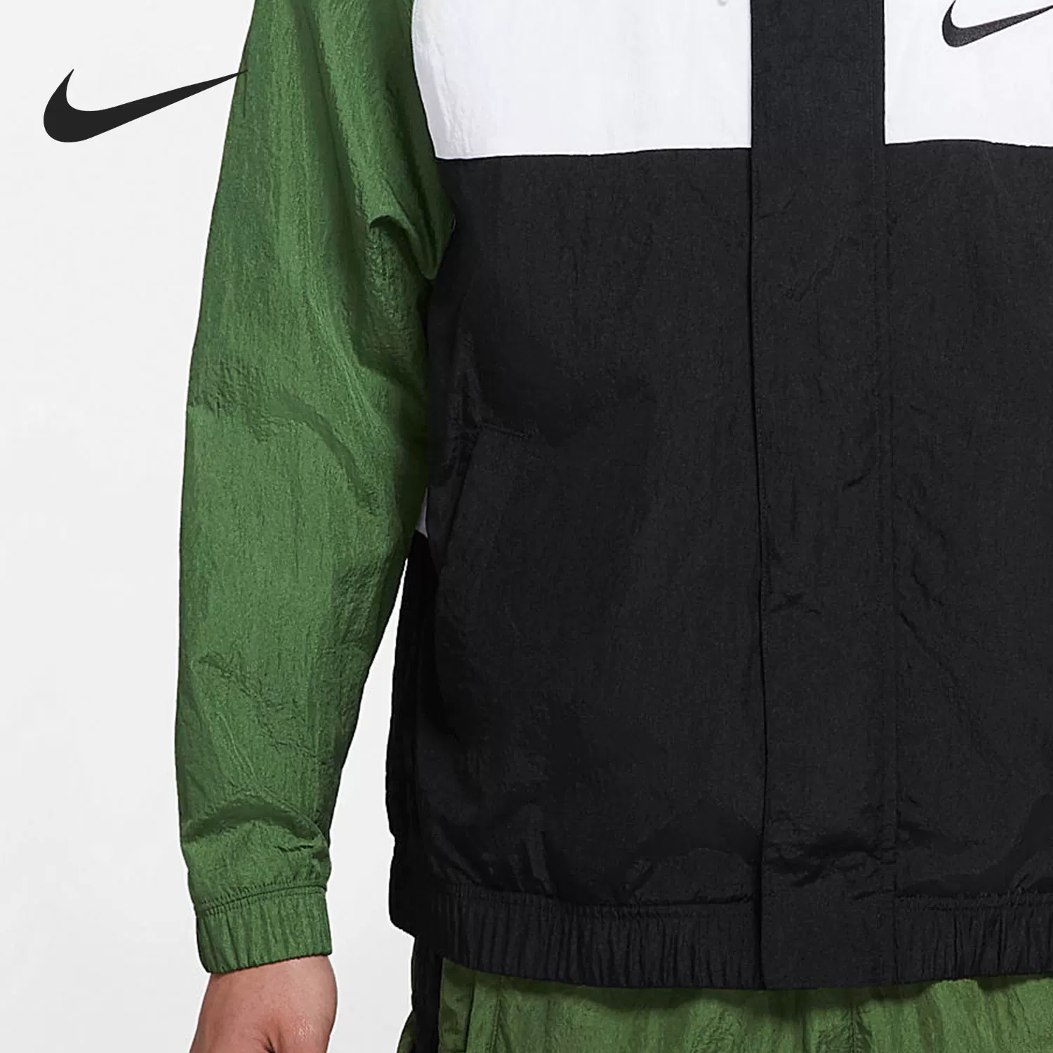 Спортивная куртка Nike/ для отдыха с капюшоном, тренд сезона