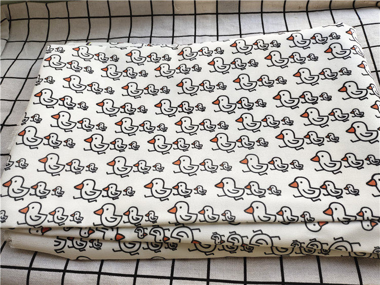 Cartoon Fabric Fine Canvas Printed Handmade Diy Fabric Sofa Cover Fabric Bag Dorm Table Cloth Sharp Mouth Duckling