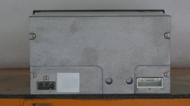 光拆车CD机可无损换装13款新骊威 支持USB功