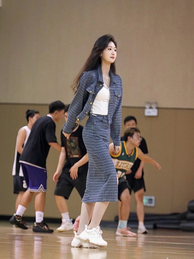  XL+Jacket, skirt  