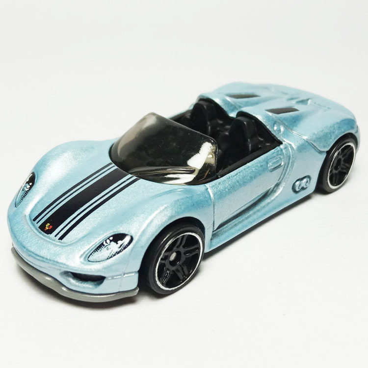 Hotwheels Porsche 918 Convertible Sports Car, Special Rare Blue Color Porsche 918/ Hotwheels Porsche 918 Convertible Sports Car, Special Rare Blue Color Porsche 918/