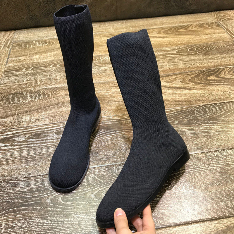 2022 European station new mid-tube all-match elastic socks boots flat heels short boots Martin boots net red skinny boots women's tide