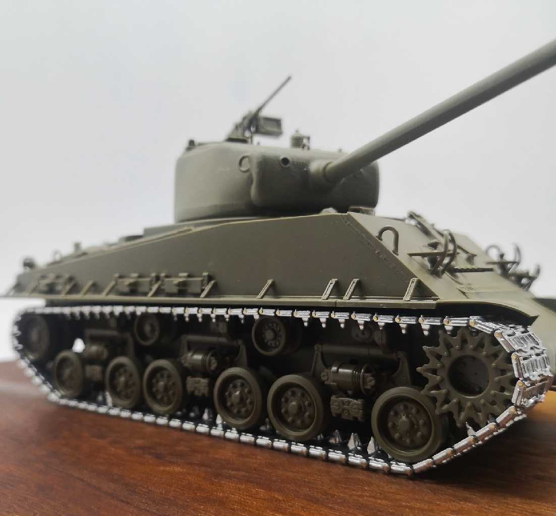 SX35019 Sherman M4A3E8 metal track with brass pins