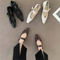 Hong Kong Mary Jane shoes for women summer 2023 new low-heeled fashion versatile commuting pointed toe one-word buckle scoop shoes