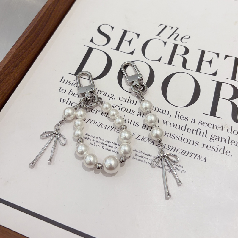 Original New High-Quality Pearl Stainless Steel Mobile Phone Pendant, Simple, Fashionable and Versatile Keychain Jewelry Pendant