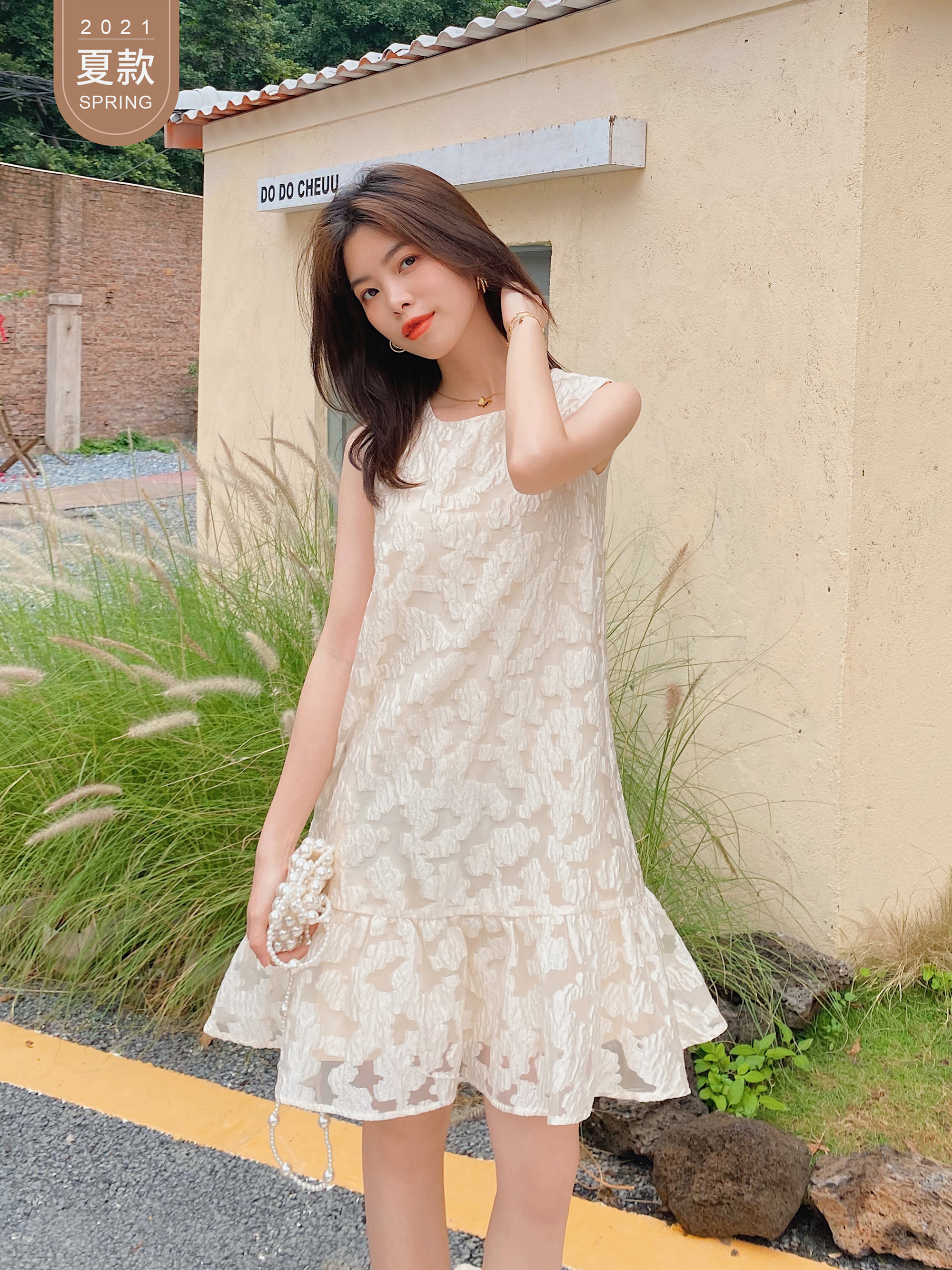 Seven tailor-made small sleeveless printing temperament women's apricot color short dress skirt women's summer new 381