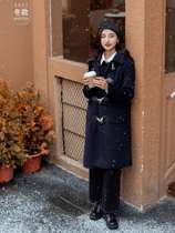 Seven volume a cut small man dark blue Academy wind long hooded horn buckle cotton warm woolen coat 1701