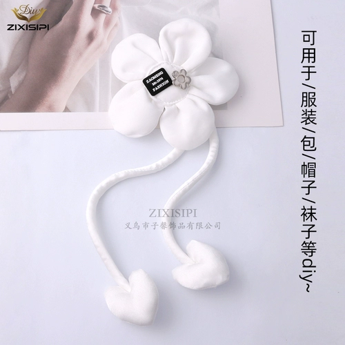 Модный аксессуар в виде сердечка, рубашка, брошь, в цветочек