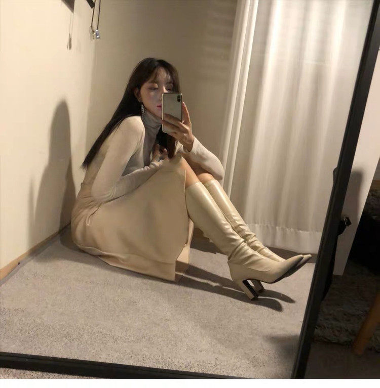 Exit Korea Strong pushback ~ ins Han version of ladies white long cylinder boot pointed coarse heel high heel elastic boot