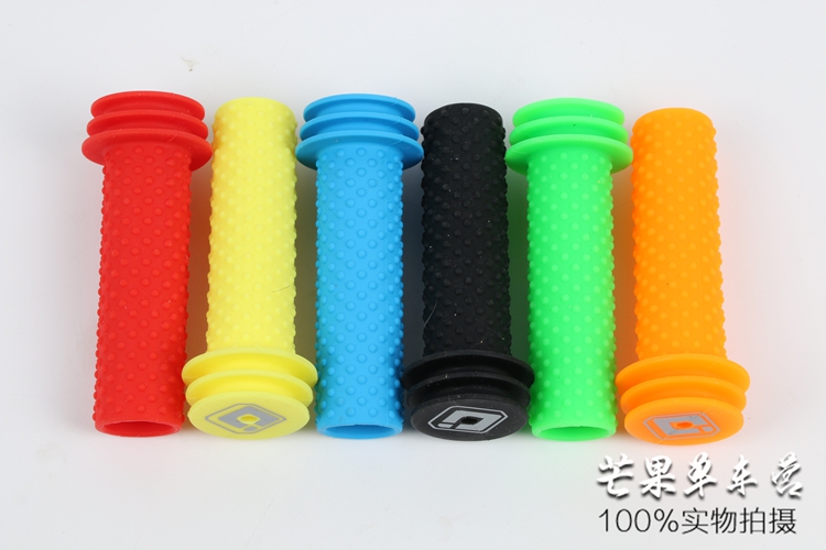 xe thăng bằng cho bé 18 tháng Mỹ ODI Silicone Xử lý Dép Dép Tay cầm Cân bằng Xe Silicone Tay cầm Găng tay Chống trượt - Smart Scooter xe thăng bằng kenary