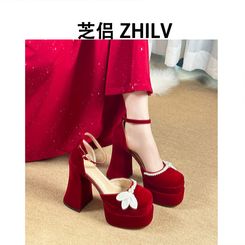 Red Wedding Shoes with High Heels and Waterproof Platform, 12cm, 2026 New Style, Bride's High Heels, Comfortable Thick-Heeled Sandals
