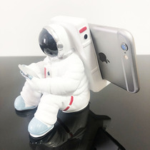 3D astronaut mobile phone stand flat stand resin creative astronaut model cartoon cute personality desktop ornaments