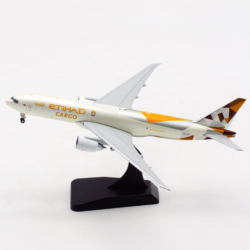 JC Wings 1:400 Aircraft Model Alloy Etihad Boeing B777-200 A6-DDD Freighter