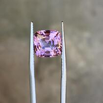 W02024 rare pure purple spinel crystal goods clean countertop large