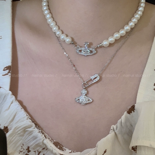 Ожерелье Сатурн, цепочка на ключицу с жемчугом для горячих девушек, новинка 2025 года, популярный стиль, цепочка на шею с нишевым дизайном, колье