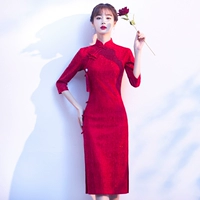 Бордовое цветное длинное ципао, подвеска