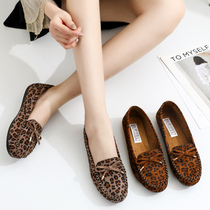 Old Beijing cloth shoes womens shoes shallow mouth fashion peas shoes flat bottom casual shoes bow mother shoes soft bottom all-match shoes