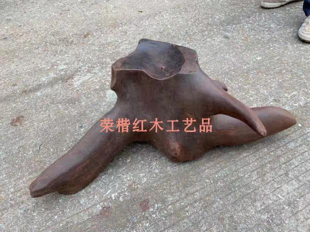 Vietnam red wood handicraft pendulum decorated with Lao acid branches roots flower shelf base whole wood without picking up 11 5KG